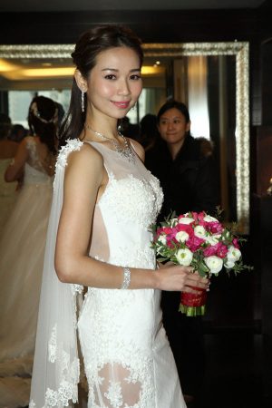 大马美姐杨秀惠偷偷结婚了！爱情事业兼得，老公也是圈外人！