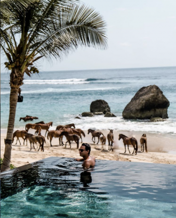 印尼世界顶级度假村！像Elsa一样海中骑马！超梦幻！