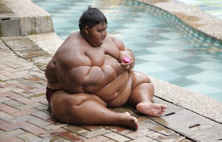 超励志！世界最胖男孩3年猛甩109公斤！简直太厉害了！